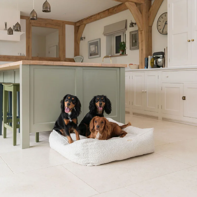 Box Bed in Ivory Bouclé by Lords & Labradors