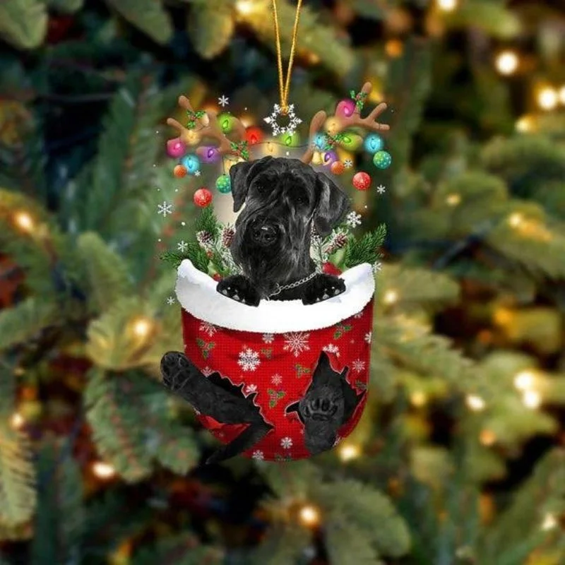 Giant Schnauzer In Snow Pocket Christmas Ornament SP246